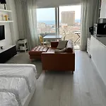 Appartement In The Center, & Sea Views *