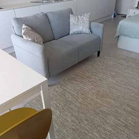 Luxury Studio In The Center, City & Sea Views Apartment