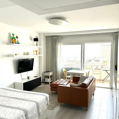 Appartement In The Center, & Sea Views *