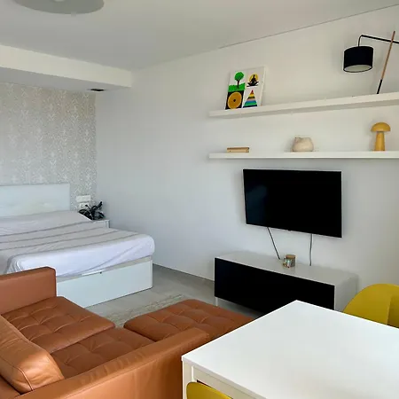 Апартаменты In The Center, & Sea Views Аликанте